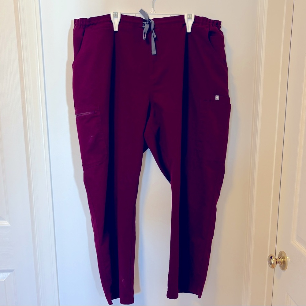 Figs Women's Straight Leg Pants - Burgundy